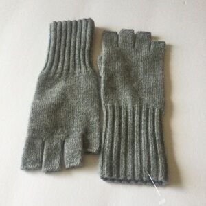 NORDSTROM WOMENS CASHMERE FINGERLESS GLOVES HEATHER GRAY ONE SIZE NWOT